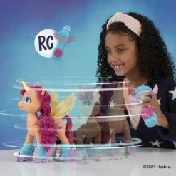 Hasbro My Little Pony - A New Generation - Sing- Und Skatespaß Sunny Starscout -Zapf Creation shop 233614 5010993837069 mlp skatespass sunny 06